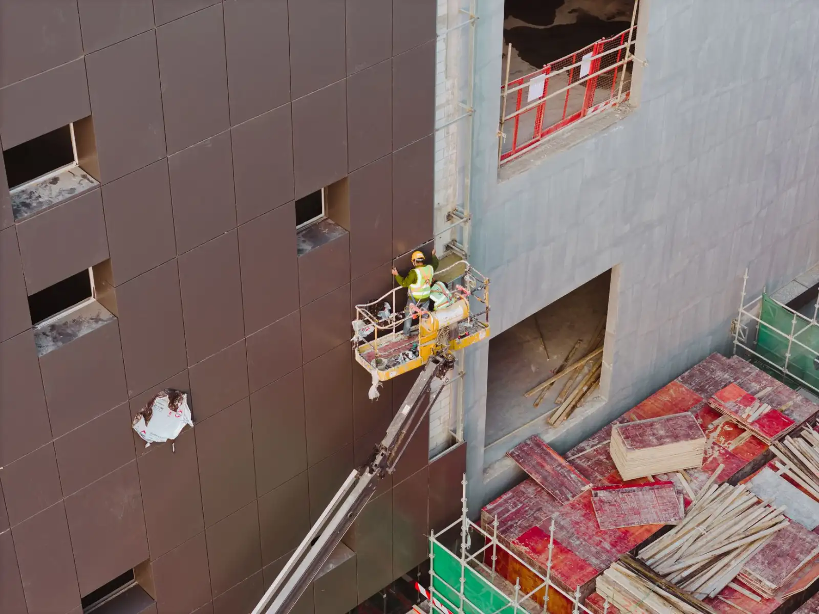 智能安防套装选购要点：从门锁到可视门铃的系统化搭配