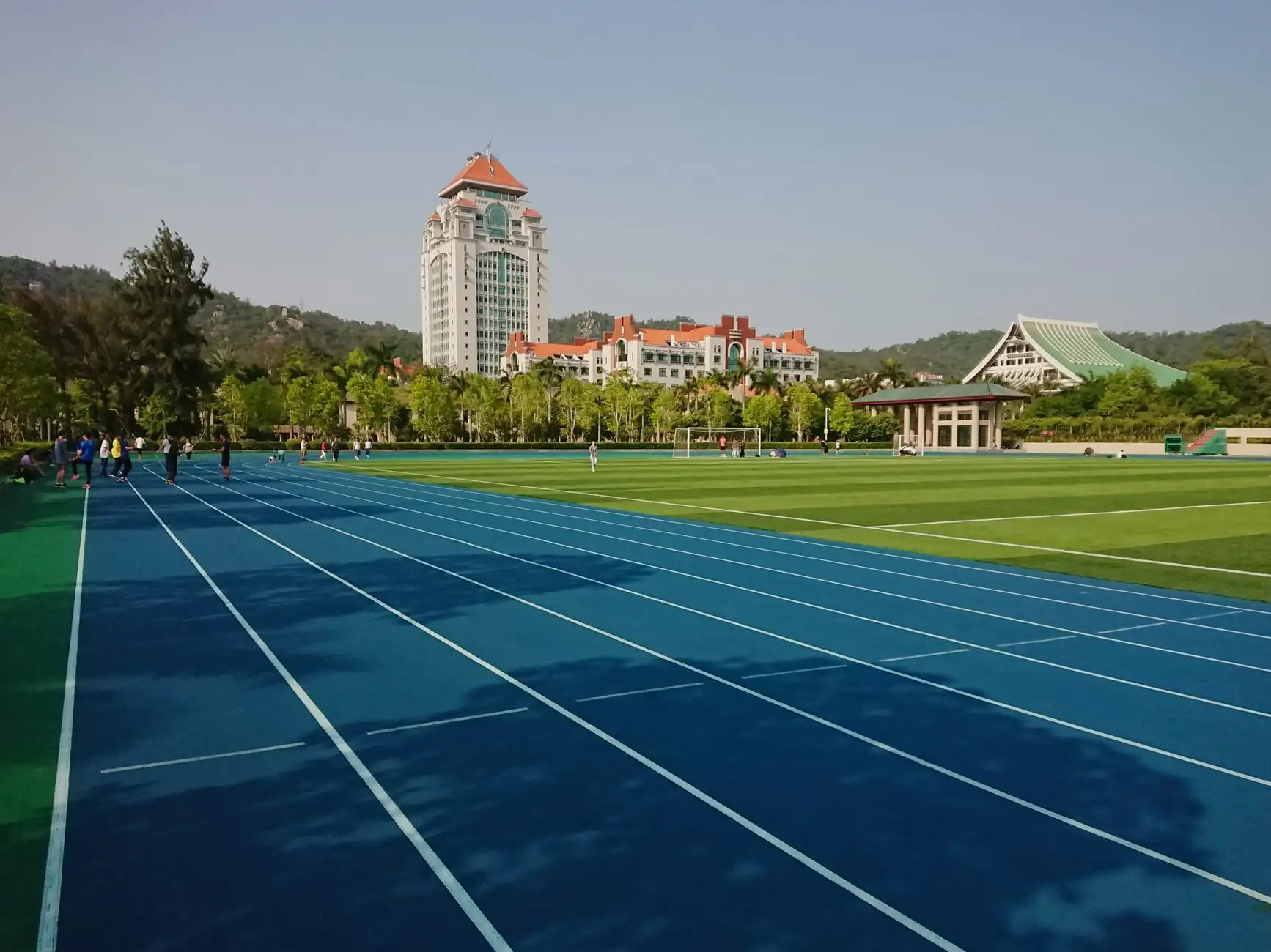智能锁与可视门铃联动技术解析：构建公寓安防套装的高效入户方案